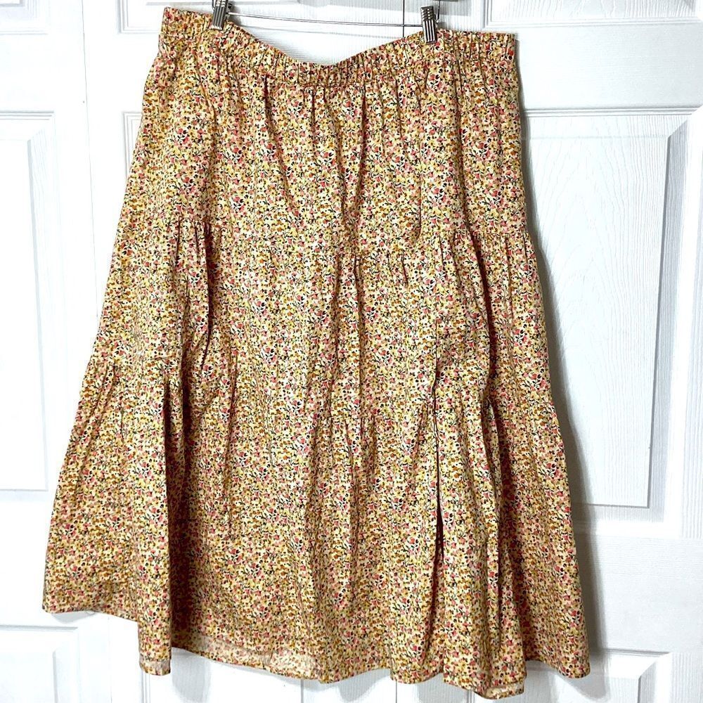 Lane Bryant Floral Maxi Skirt Plus Size 26/28 Flowy High Slit Elastic Waist